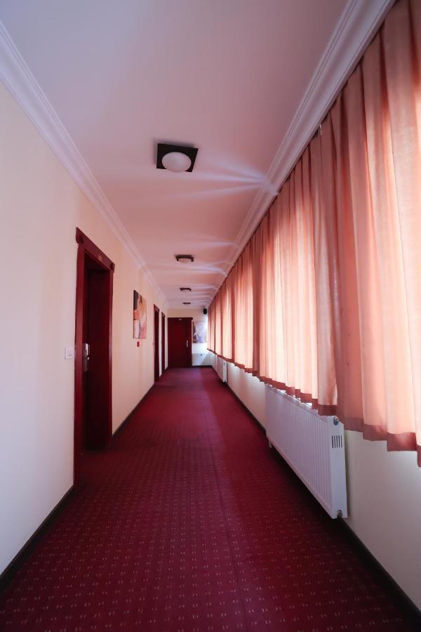 Hotel Lybeten Ferizaj Luaran gambar