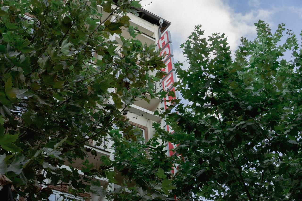 Hotel Lybeten Ferizaj Luaran gambar