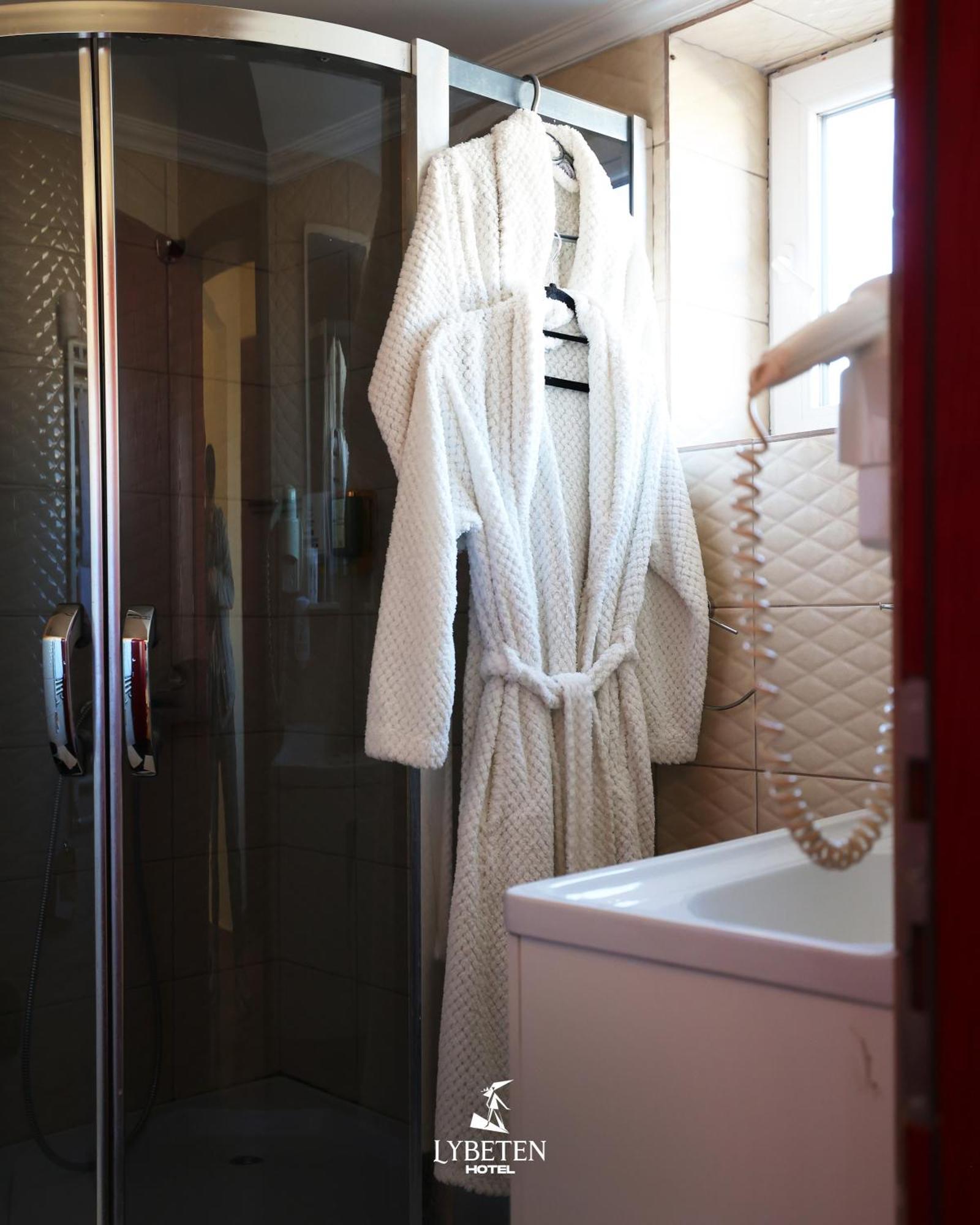 Hotel Lybeten Ferizaj Luaran gambar